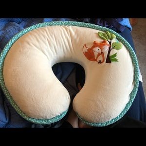 NWOT Boppy Breastfeeding Pillow